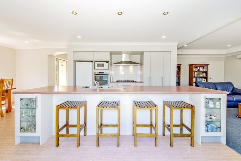 Photo of property in 28 Windsor Drive, Kirwee, Darfield, 7571