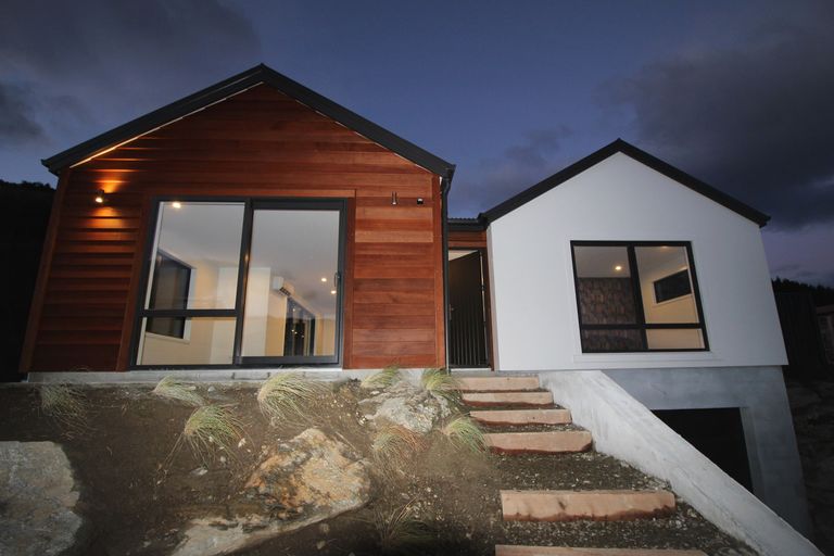 Photo of property in 5 Naylor Street, Waimate, 7924