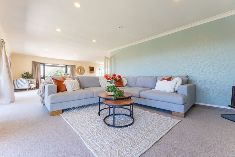 Photo of property in 159 Pukenamu Road, Te Horo, Otaki, 5581