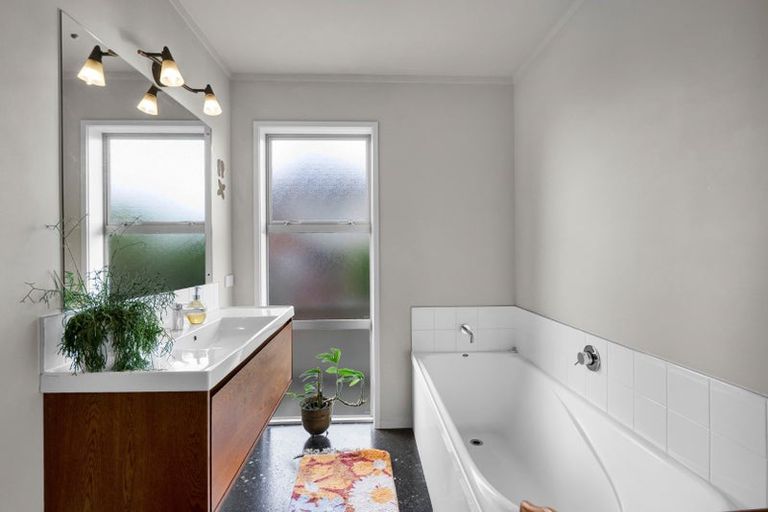 Photo of property in 61 Karamea Street, Whalers Gate, New Plymouth, 4310