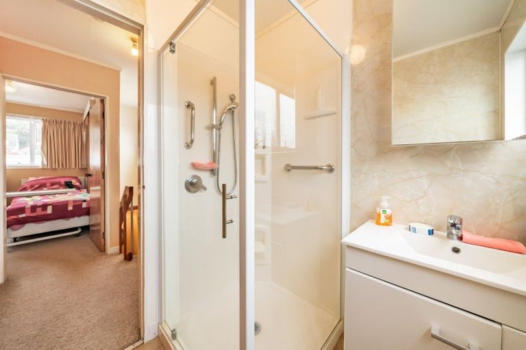 Photo of property in 1/5 Cockburn Street, Kilbirnie, Wellington, 6022