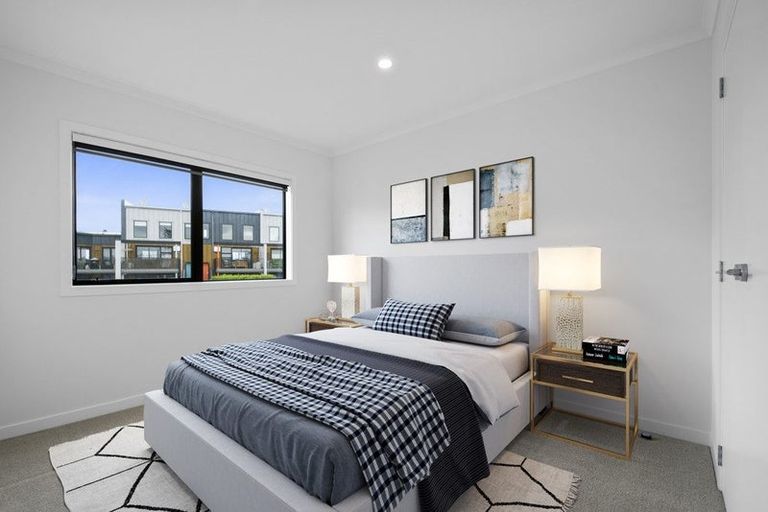 Photo of property in 11 Frank Gill Road, Hobsonville, Auckland, 0616