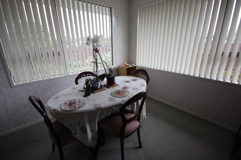 Photo of property in 10 Huhana Court, Hokowhitu, Palmerston North, 4410
