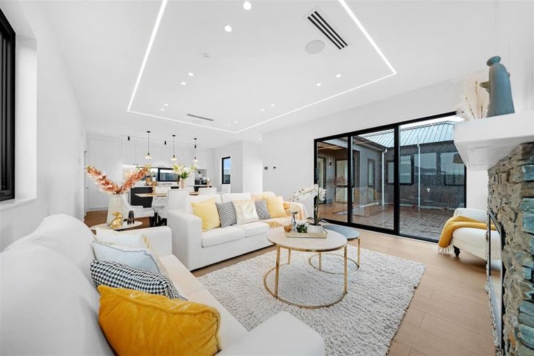 Photo of property in 22 Kakano Street, Clevedon, 2582