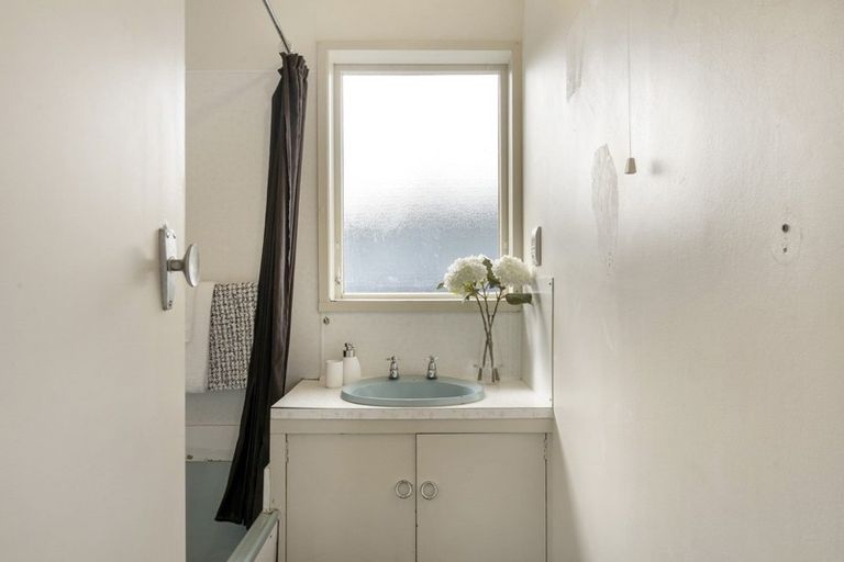 Photo of property in 11a Tobin Place, Richmond Heights, Taupo, 3330