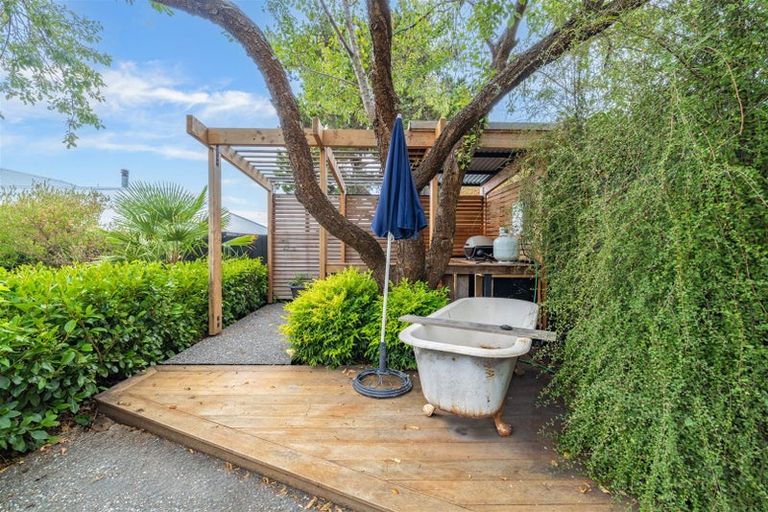 Photo of property in 87 Saint Andrews Hill Road, Mount Pleasant, Christchurch, 8081
