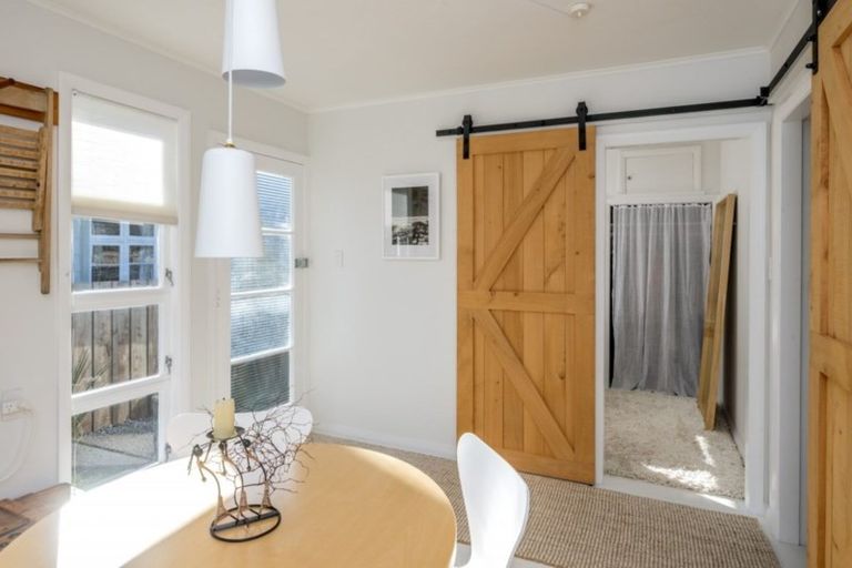 Photo of property in 18 The Avenue, Otaki Beach, Otaki, 5512