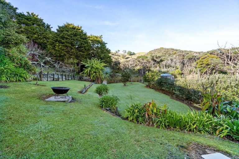 Photo of property in 70 Rapata Road, Oakura, Hikurangi, 0184