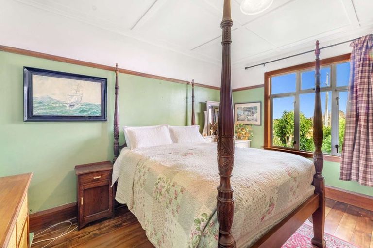 Photo of property in 56 Waihi Road, Hawera, 4610