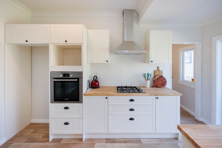 Photo of property in 106 Shamrock Street, Takaro, Palmerston North, 4412