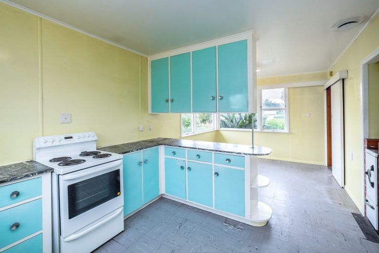 Photo of property in 29 Johnston Street, Featherston, 5710