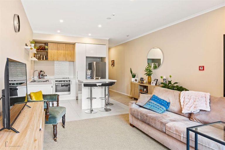 Photo of property in 54 Rangihina Road, Hobsonville, Auckland, 0616