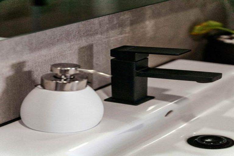 Photo of property in 431a Barbadoes Street, Edgeware, Christchurch, 8013