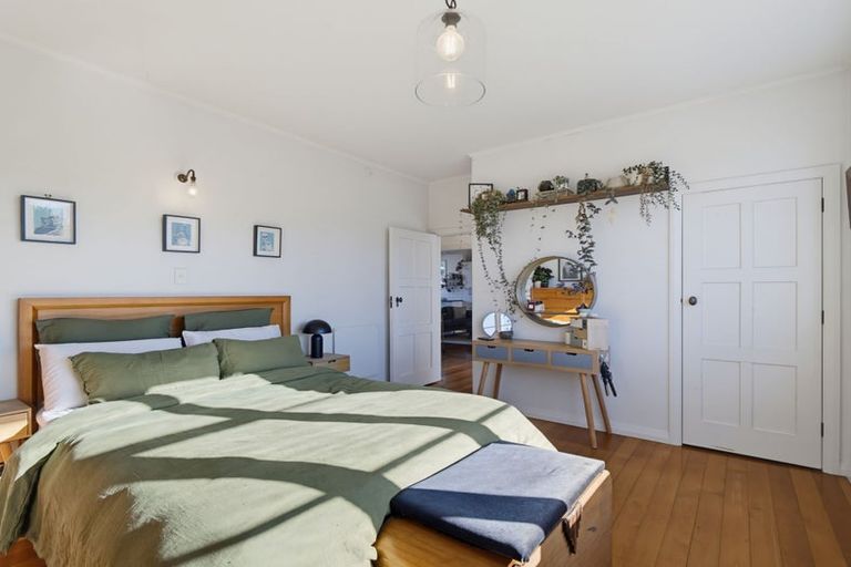 Photo of property in 11 Rutherford Road, Marewa, Napier, 4110