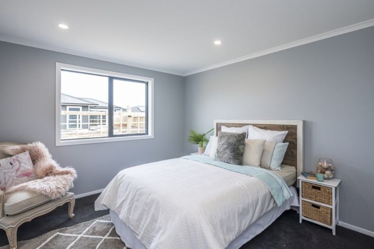 Photo of property in 10 Paioke Street, Waikanae, 5036