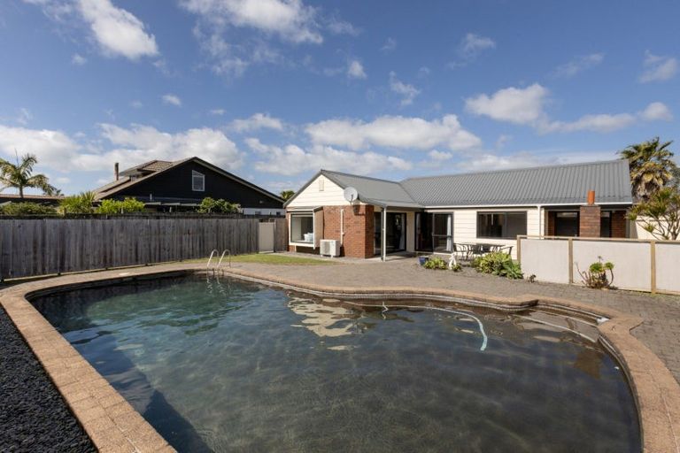 Photo of property in 117 Dickson Road, Papamoa Beach, Papamoa, 3118