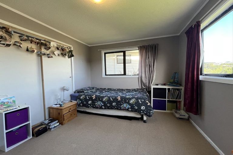 Photo of property in 4 Barque Crescent, Whitby, Porirua, 5024