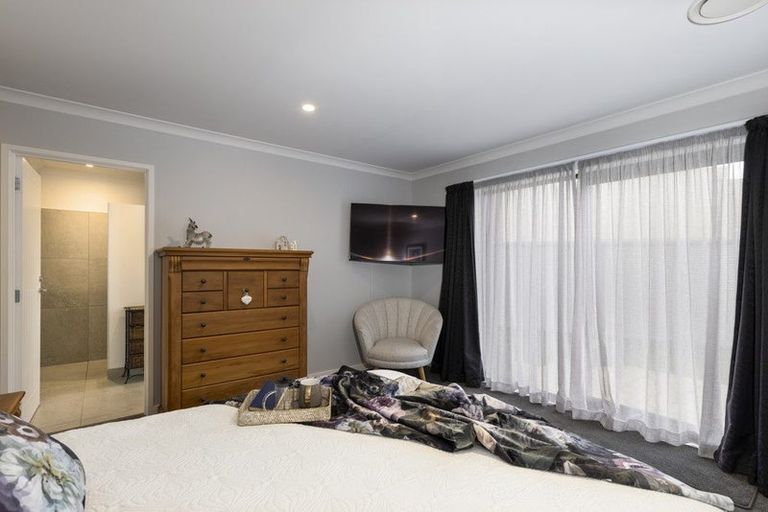 Photo of property in 10 Admiralty Place, Waikawa, Picton, 7220