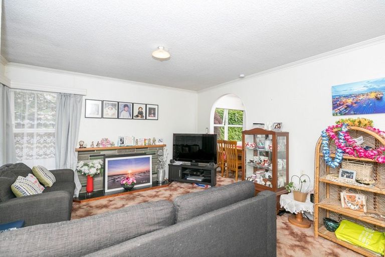 Photo of property in 5 Gerrand Place, Chedworth, Hamilton, 3210