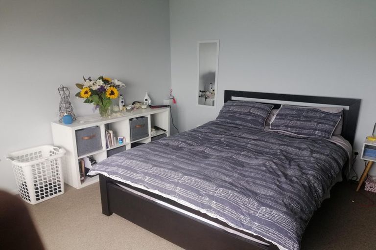 Photo of property in 42 Evans Bay Parade, Roseneath, Wellington, 6021