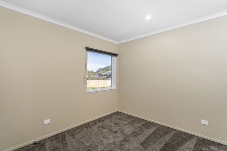 Photo of property in 12 Carrick Robertson Place, Waihi, 3610