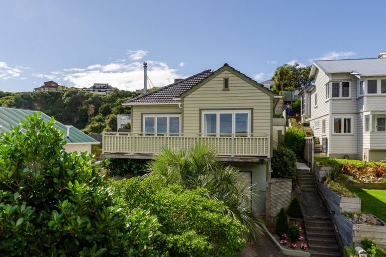 Photo of property in 201 Townsend Road, Miramar, Wellington, 6022