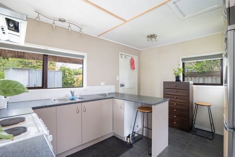 Photo of property in 2/1 Glengarry Place, Hilltop, Taupo, 3330