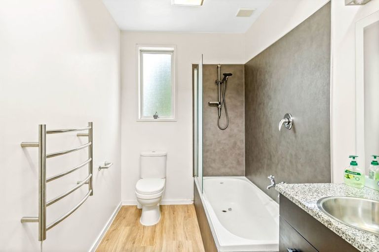 Photo of property in 3/27 Brockworth Place, Riccarton, Christchurch, 8011