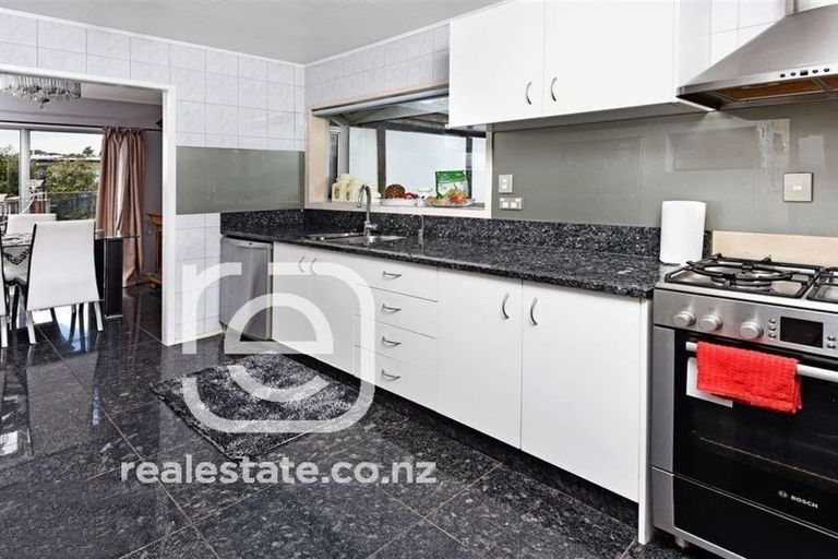 Photo of property in 9 Beaufort Place, Papatoetoe, Auckland, 2025