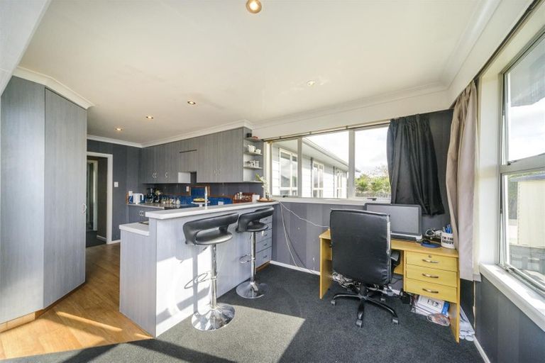 Photo of property in 141a High Street, Bulls, 4818