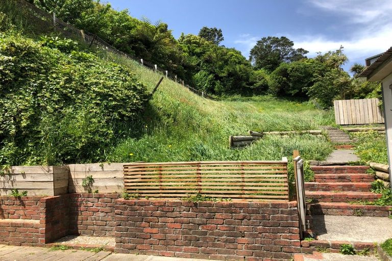 Photo of property in 53 Fraser Avenue, Johnsonville, Wellington, 6037