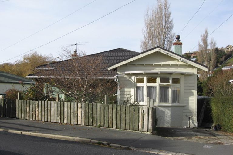 Photo of property in 14 Culloden Street, Kaikorai, Dunedin, 9010