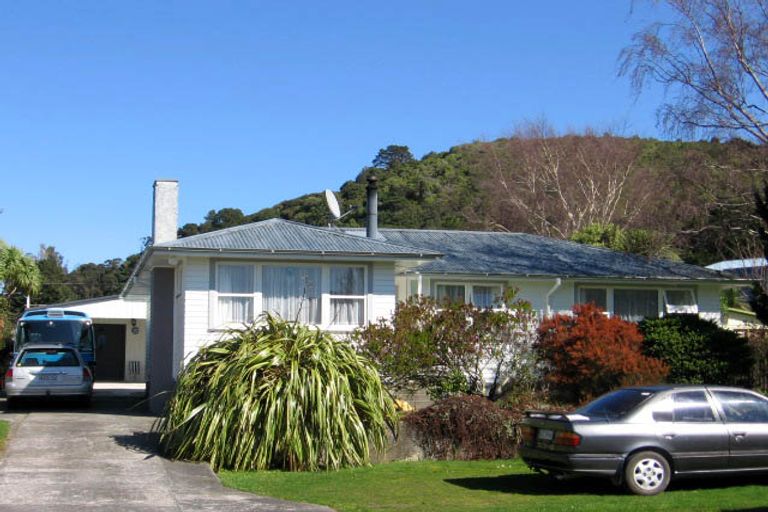Photo of property in 7 Churchill Crescent, Featherston, 5710