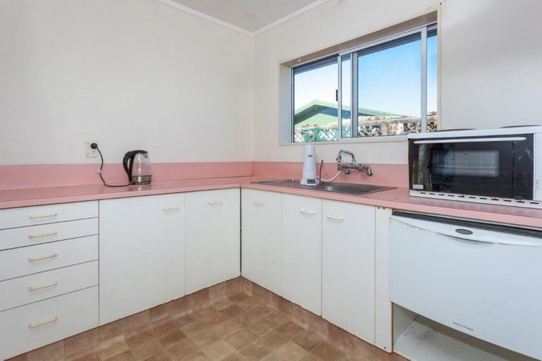 Photo of property in 4/4 Campbell Close, Whangamata, 3620