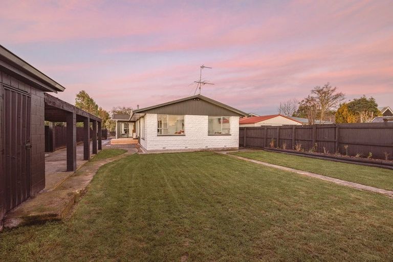 Photo of property in 3 Banks Place, Rangiora, 7400