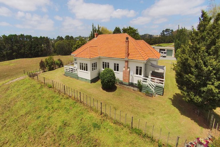 Photo of property in 15 Pukenui Road, Kaiwaka, 0573