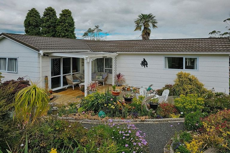 Photo of property in 27 Tanekaha Lane, Kerikeri, 0294