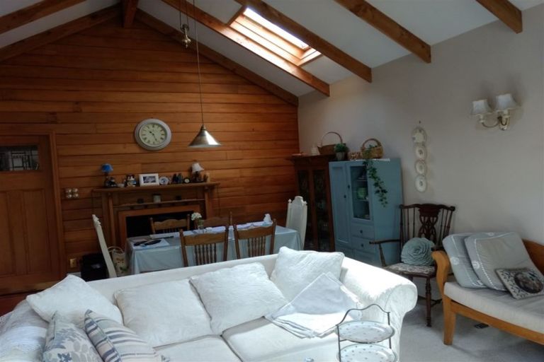 Photo of property in 43 Clissold Street, Merivale, Christchurch, 8014