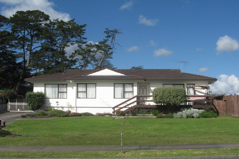 Photo of property in 36 De Quincey Terrace, Highland Park, Auckland, 2010