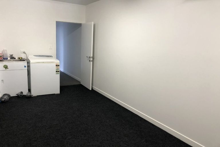 Photo of property in 2/14 Mitcham Avenue, Forest Lake, Hamilton, 3200