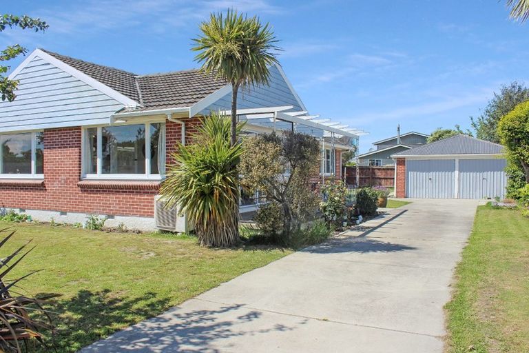 Photo of property in 22 Grahams Road, Ilam, Christchurch, 8041