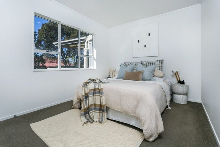 Photo of property in 33b Ngahere Views, Orewa, 0931