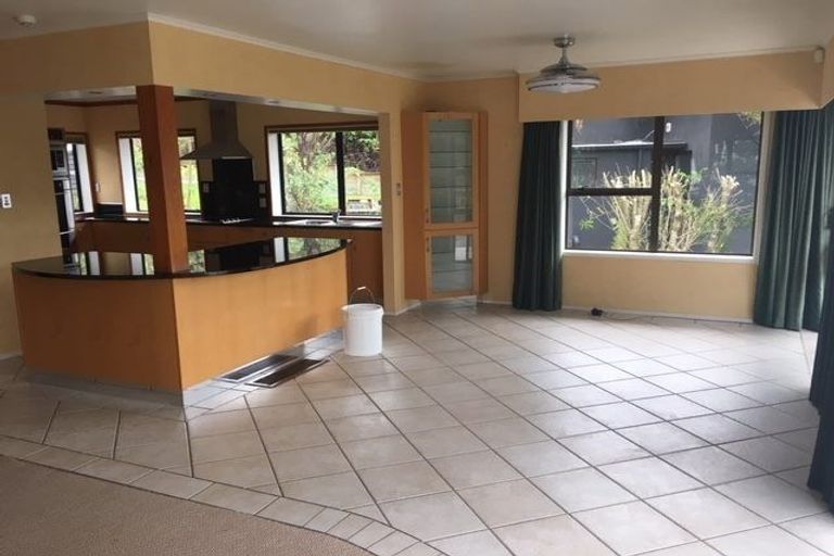 Photo of property in 8 Okareka Loop Road, Lake Okareka, Rotorua, 3076
