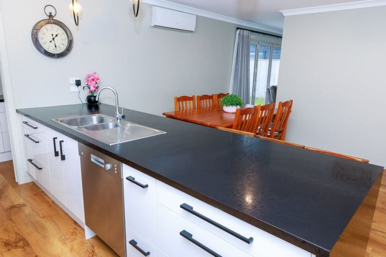 Photo of property in 157a James Line, Kelvin Grove, Palmerston North, 4414