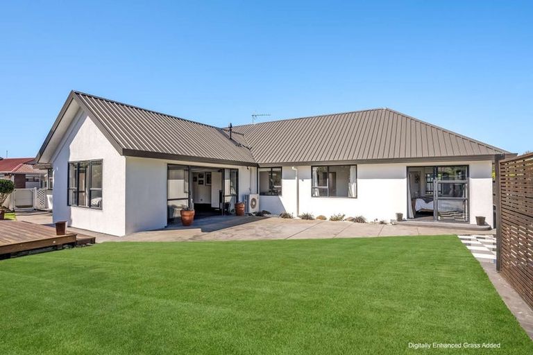 Photo of property in 27 Fairweather Crescent, Kaiapoi, 7630