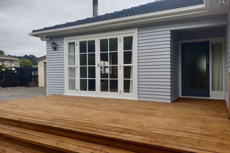 Photo of property in 16b Montgomery Street, Stokes Valley, Lower Hutt, 5019