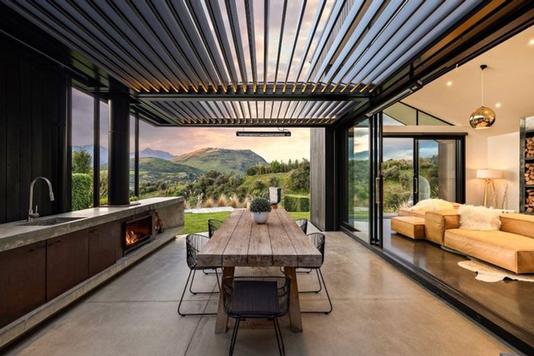 Photo of property in 24 Orford Drive, Jacks Point, Queenstown, 9371