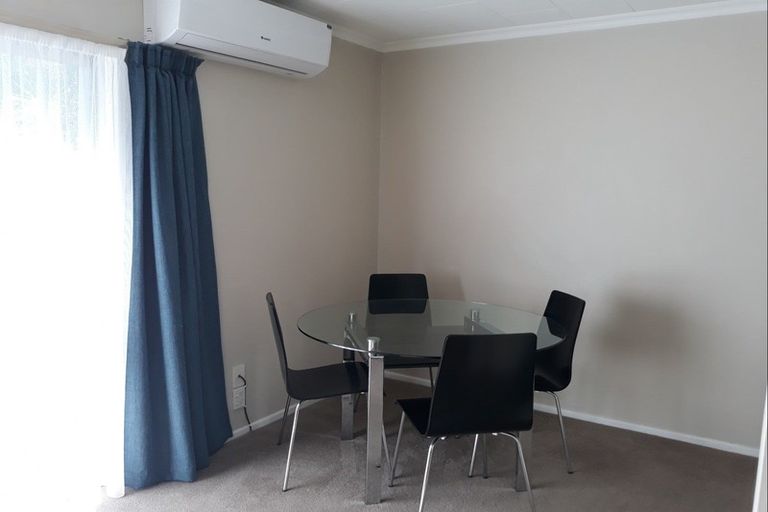 Photo of property in 203 Fitzherbert Avenue, West End, Palmerston North, 4410