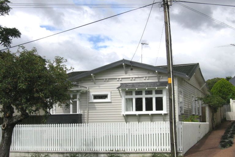 Photo of property in 6 Baldwin Avenue, Mount Albert, Auckland, 1025