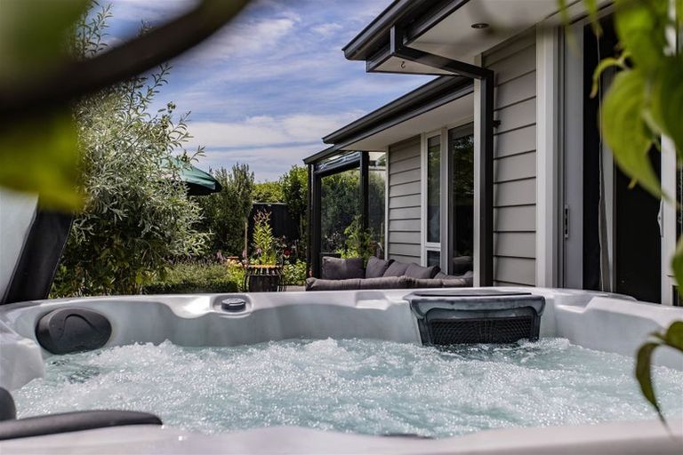 Photo of property in 17 Adams Street, Kaiapoi, 7630